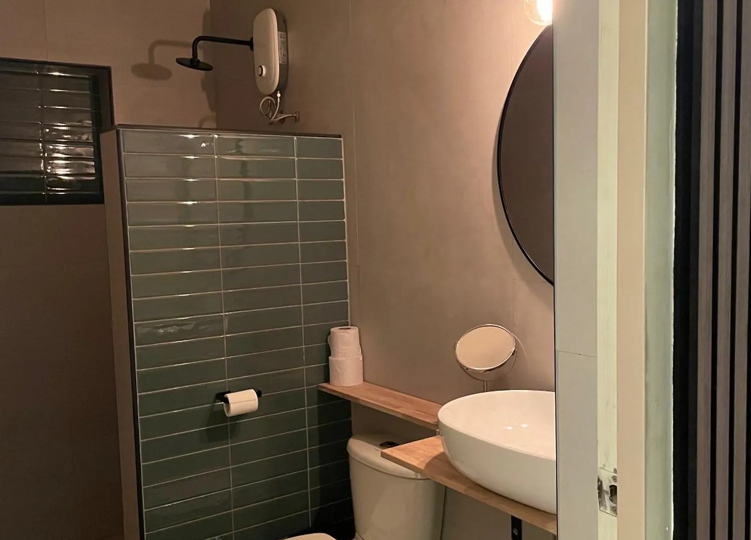 Spacious Modern Apartment Noord